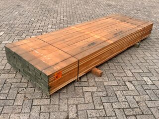 Ca. 927x Amerikaans Kersen Planken Fijnbezaagd, 33mm dik, diverse bree